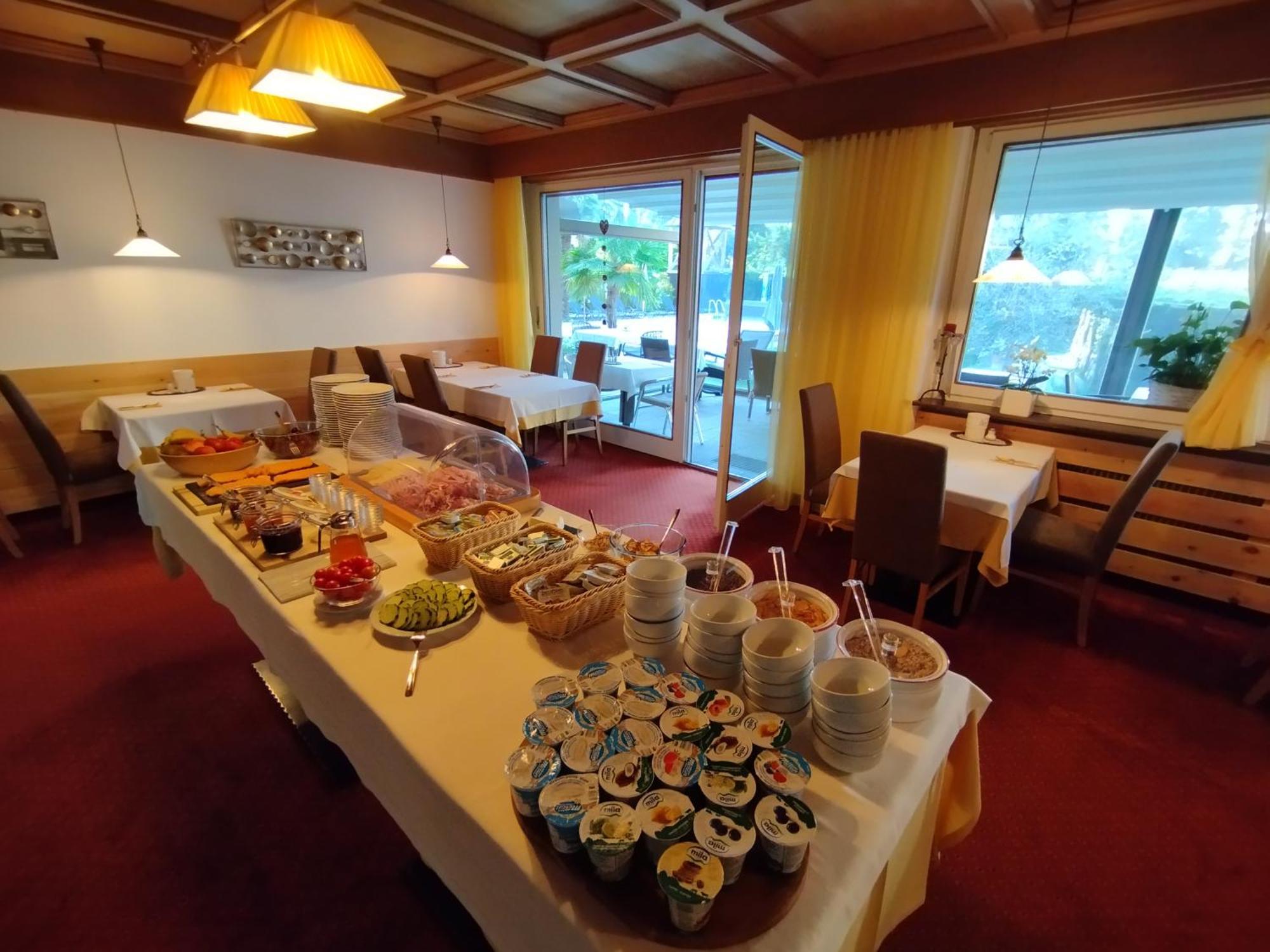 Garni Weingut Hotell Merano Exteriör bild