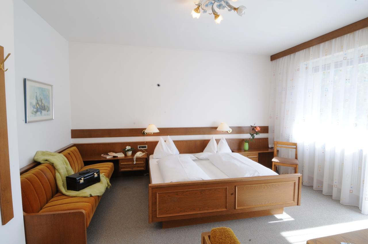 Garni Weingut Hotell Merano Exteriör bild